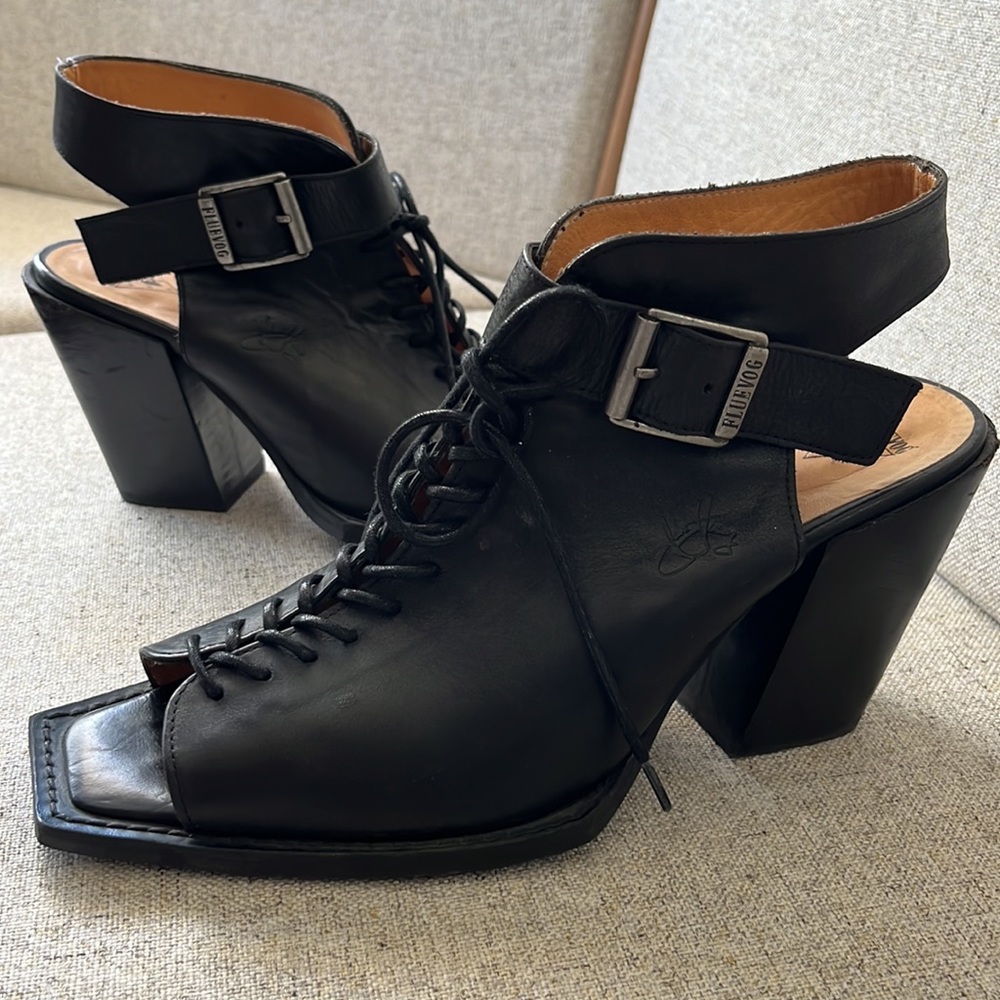 John Fluevog heel sandals size 10
